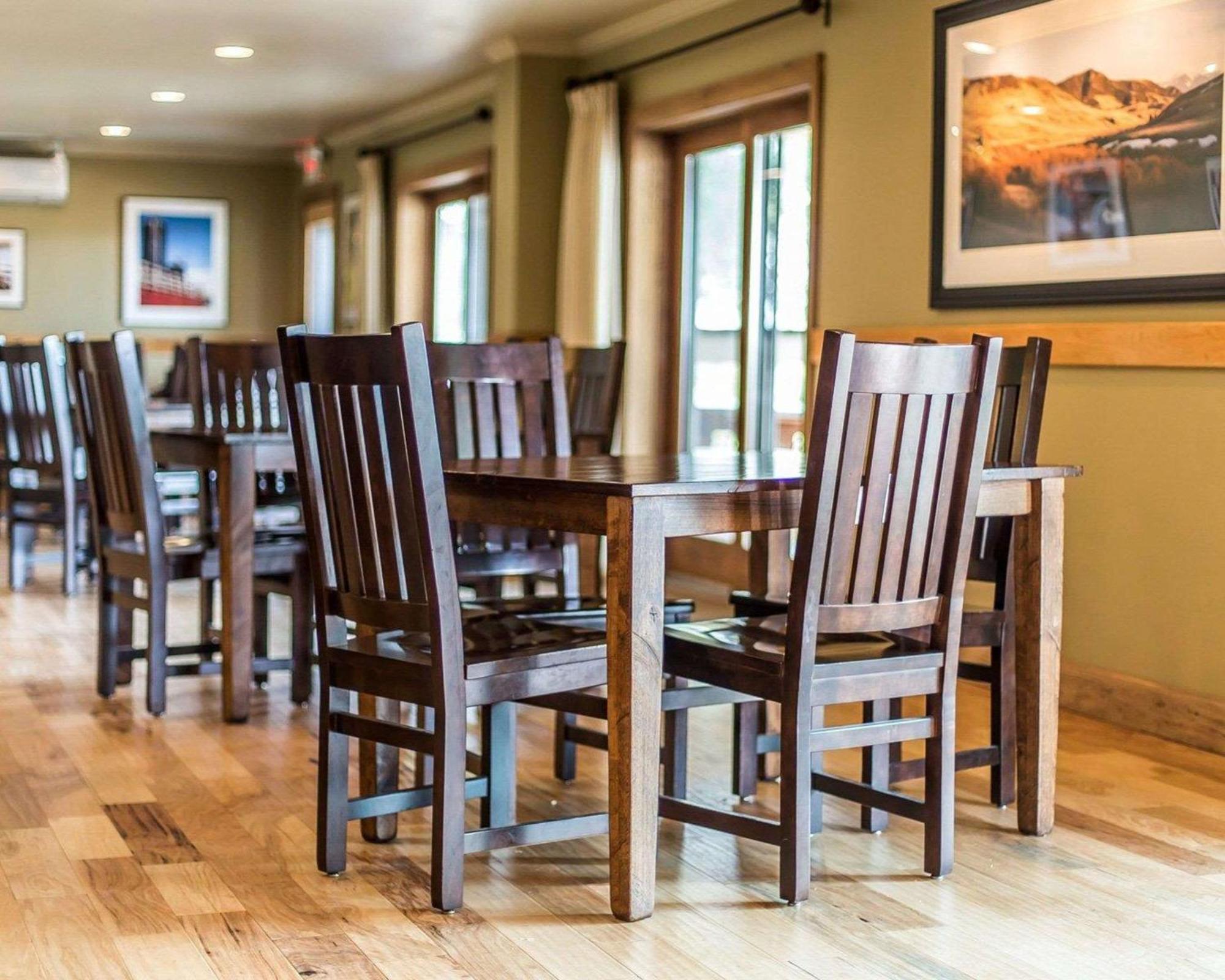 Yellowstone Valley Lodge, Ascend Hotel Collection Pray Екстер'єр фото