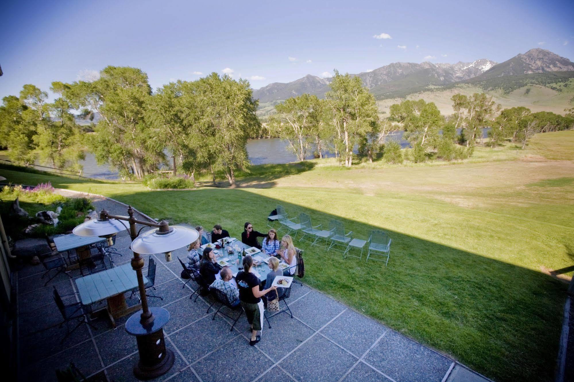 Yellowstone Valley Lodge, Ascend Hotel Collection Pray Екстер'єр фото
